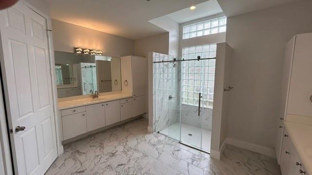 Windsor Palms 160-17 B - Residential Lease