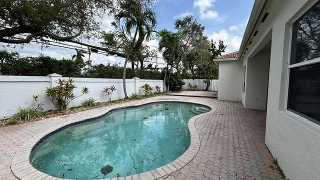 Windsor Palms 160-17 B - Residential Lease