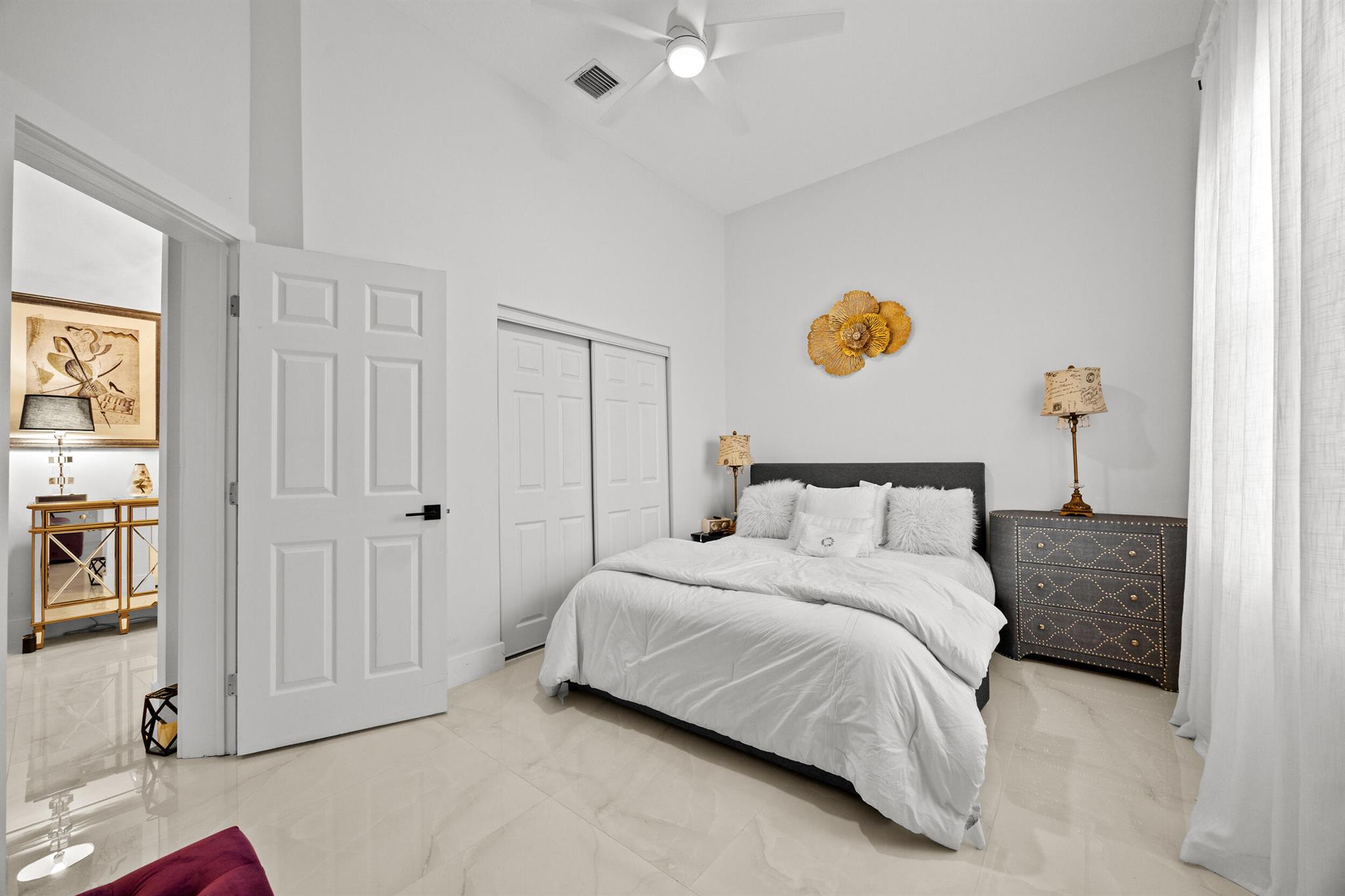 TUSCANY PAR C - Residential Lease