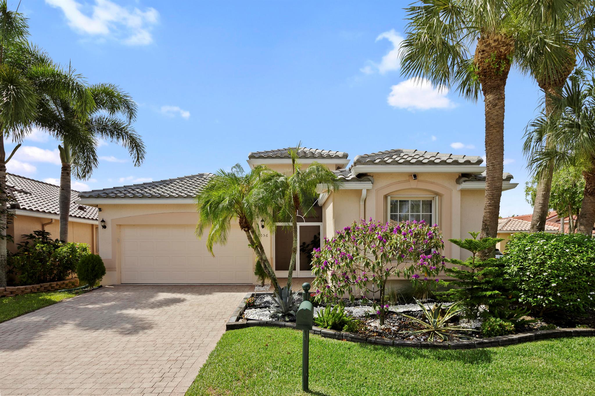 TUSCANY PAR C - Residential Lease