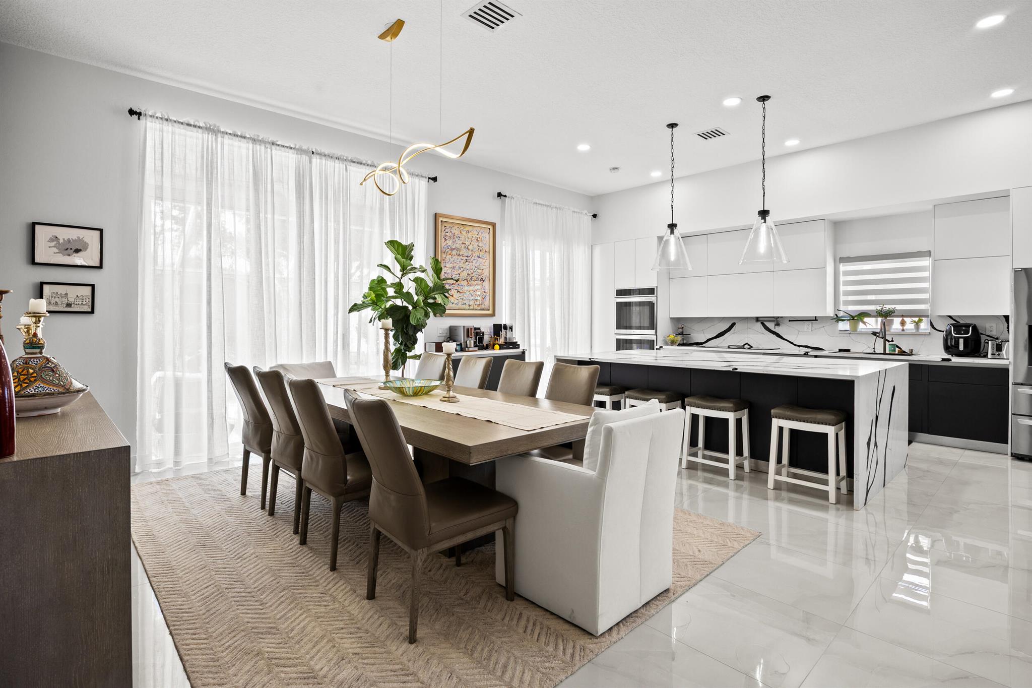 TUSCANY PAR C - Residential Lease