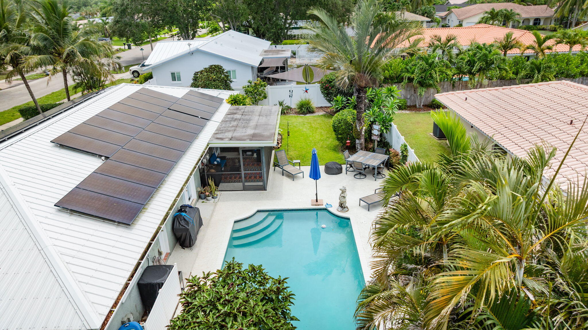 2529 NW 32nd Street, Boca Raton, FL, 33434/$890,000 2 2529 NW 32nd Street