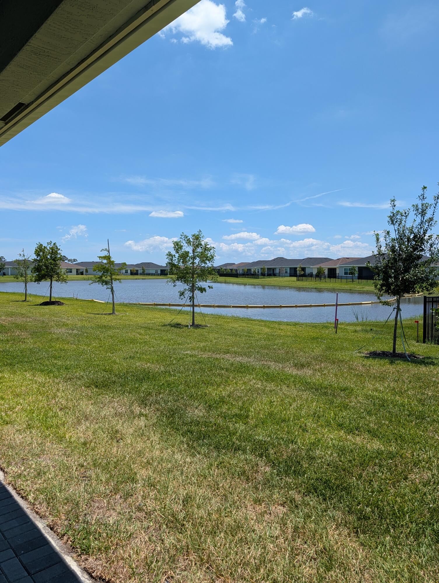 REPLAT OF VERANDA PRESERVE EAST - Residential Lease