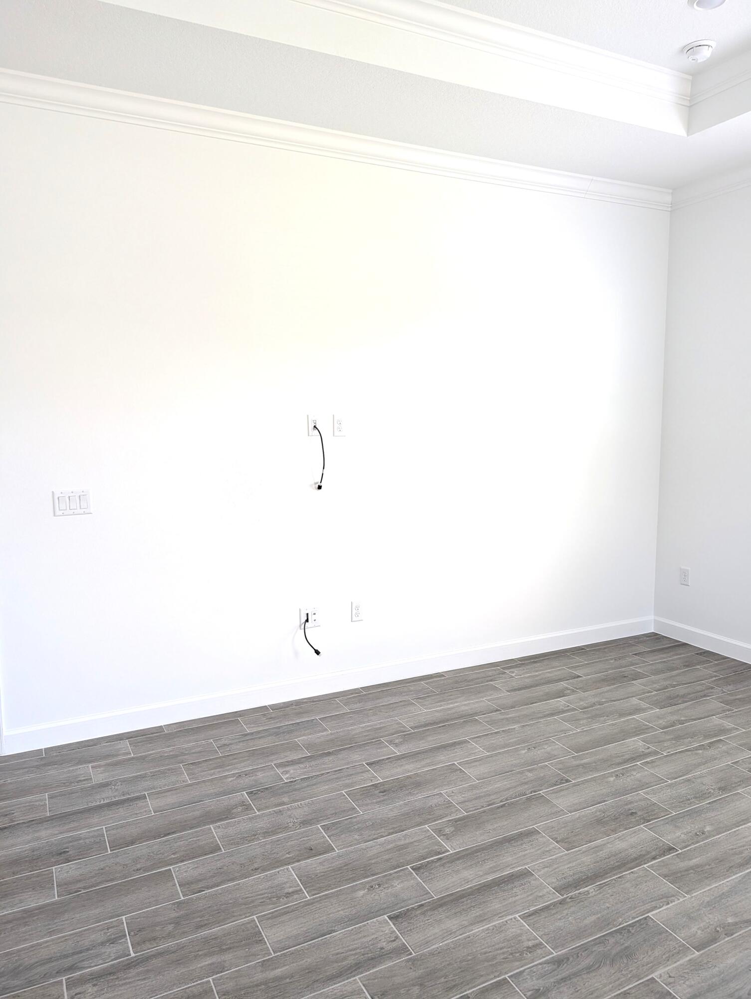 REPLAT OF VERANDA PRESERVE EAST - Residential Lease