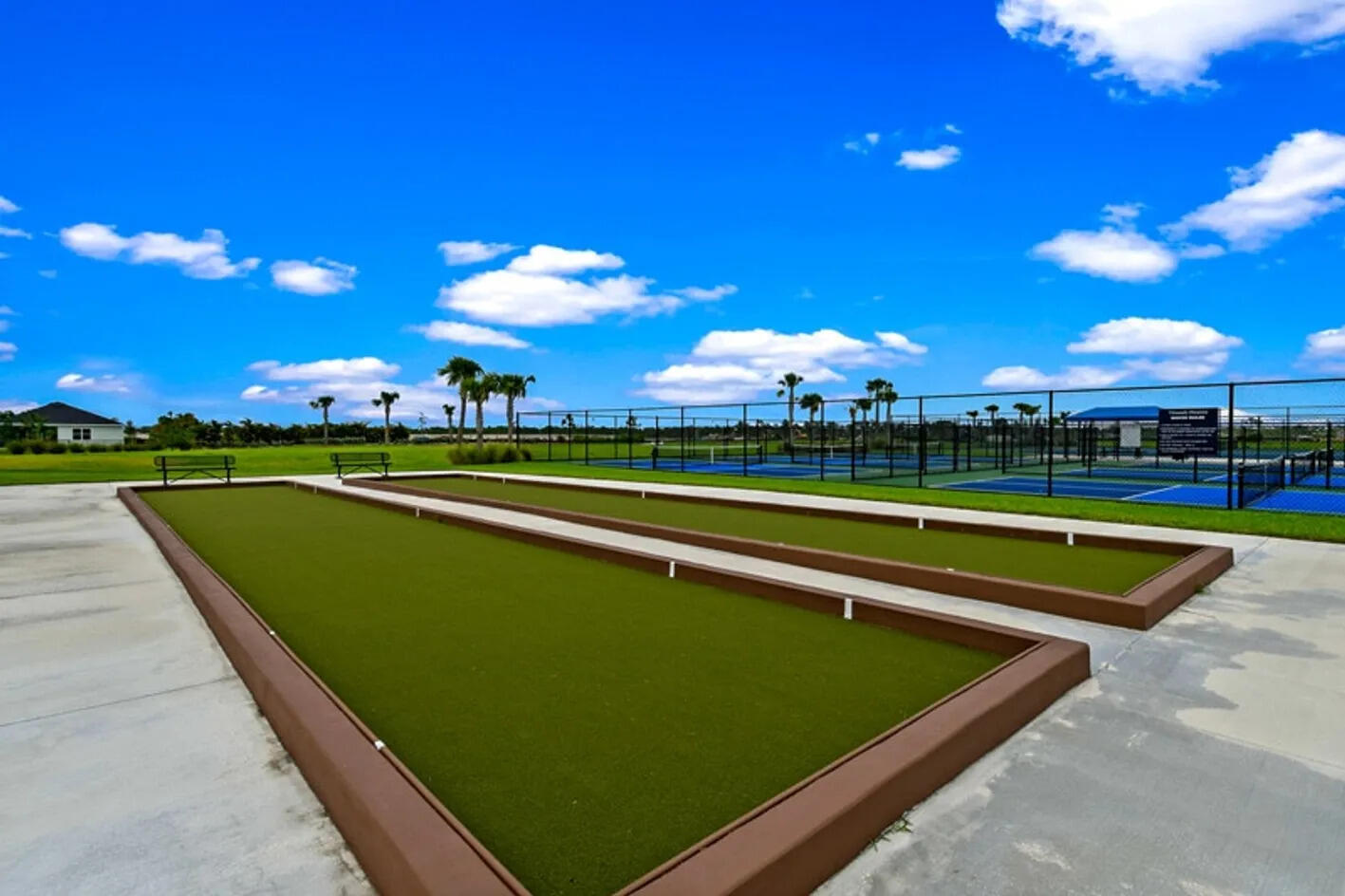 REPLAT OF VERANDA PRESERVE EAST - Residential Lease