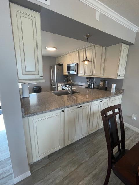 CIRCLE BAY YACHT CLUB CONDO I II III - Residential