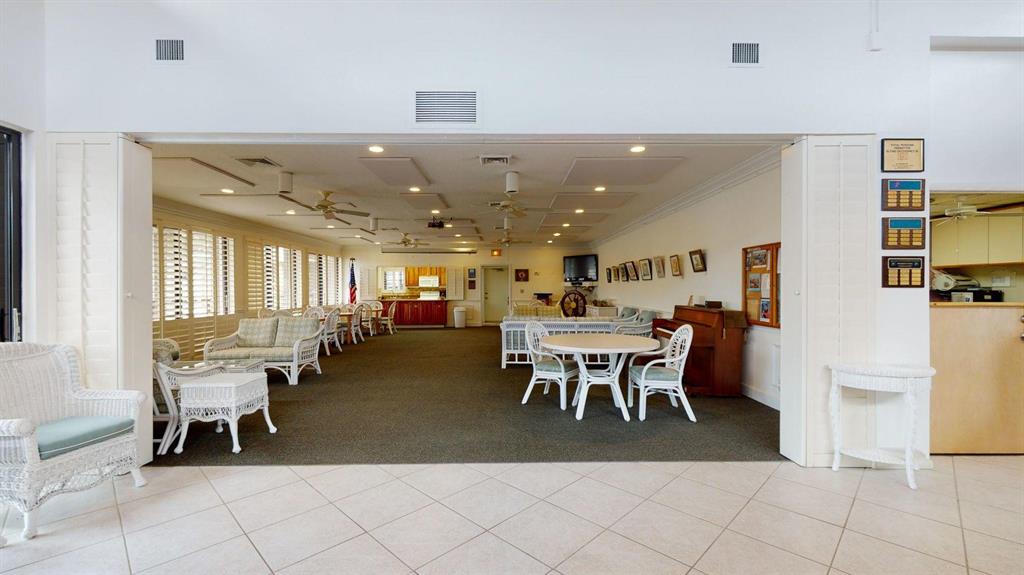 CIRCLE BAY YACHT CLUB CONDO I II III - Residential