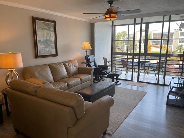 CIRCLE BAY YACHT CLUB CONDO I II III - Residential