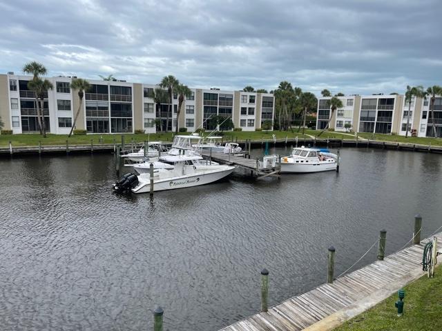 CIRCLE BAY YACHT CLUB CONDO I II III - Residential