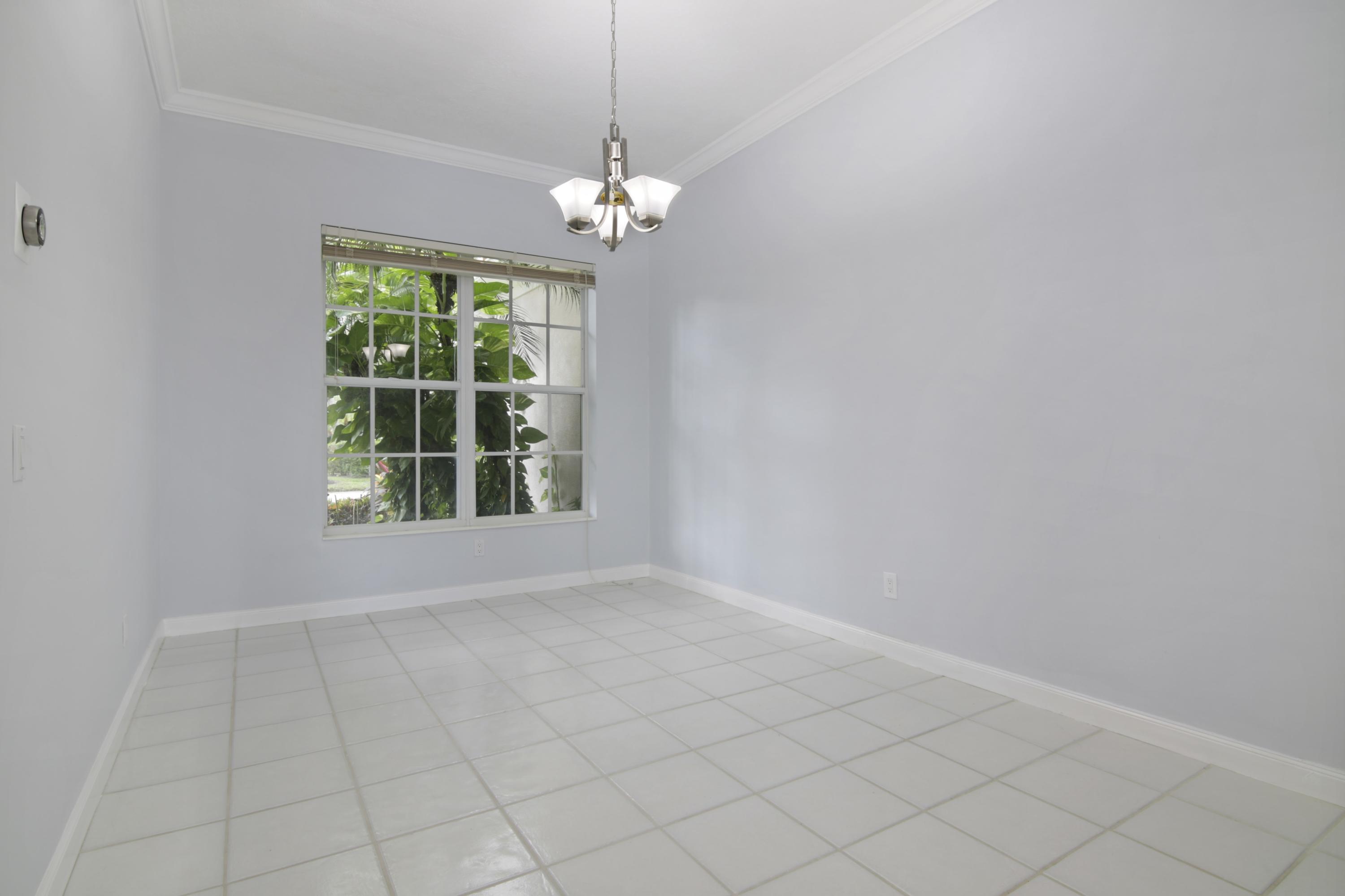 RIVERWALK - Residential