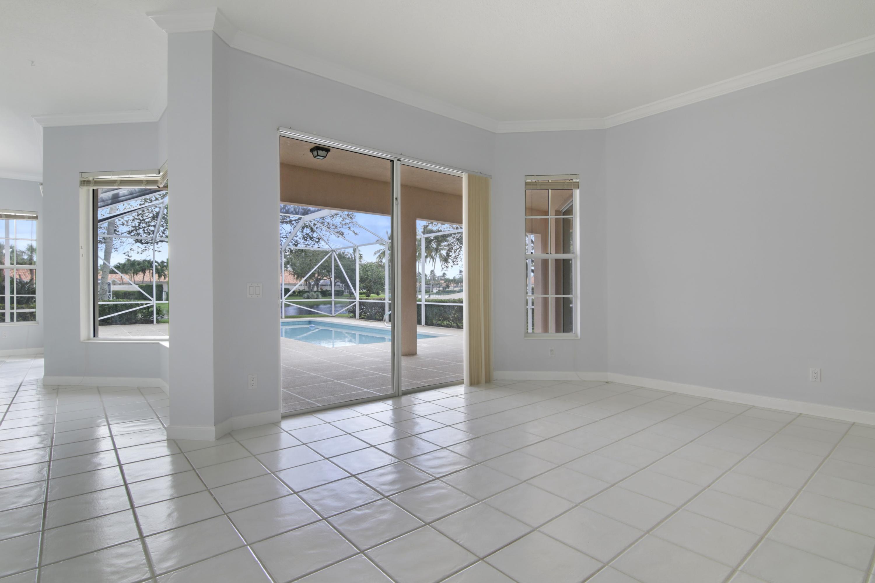 RIVERWALK - Residential