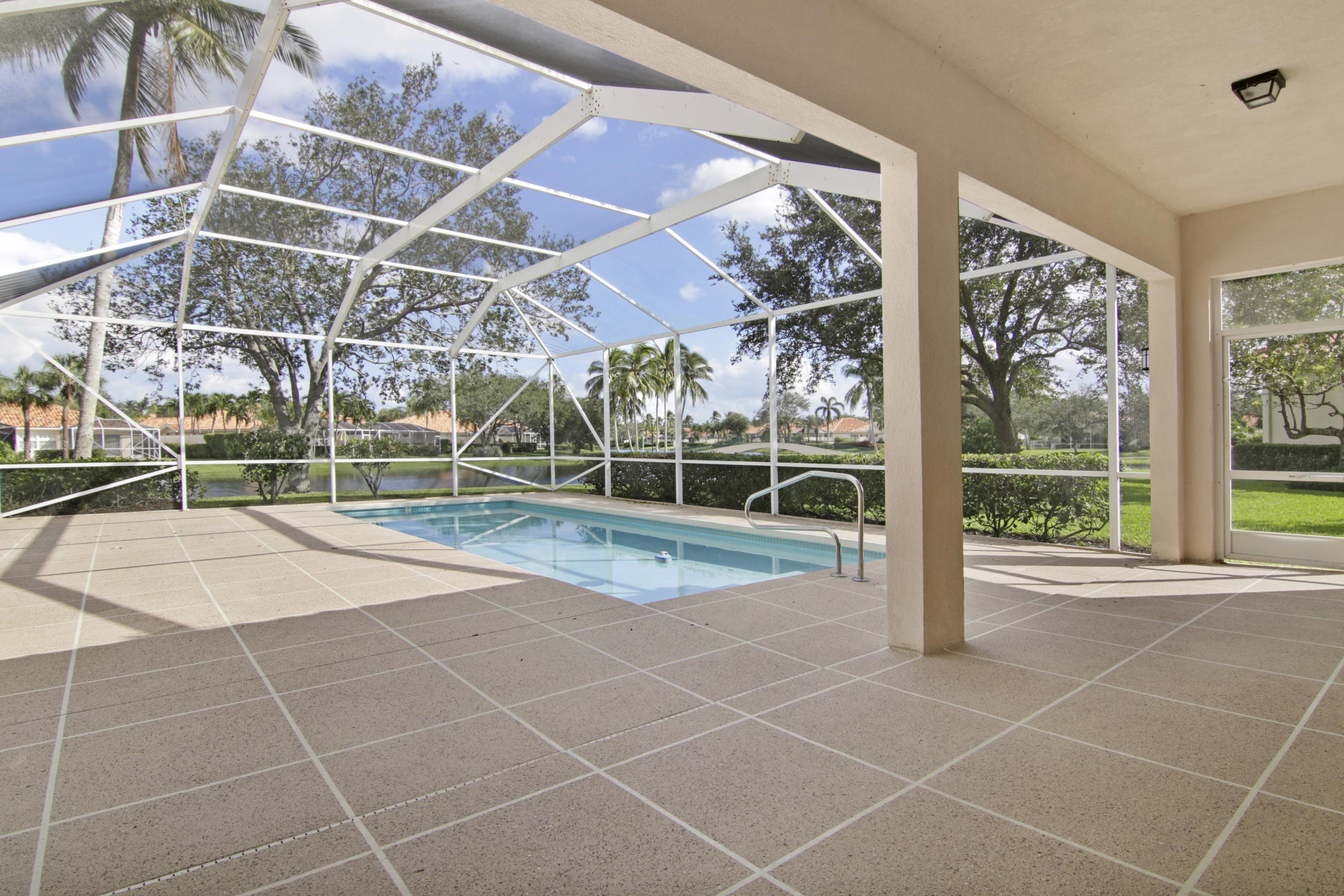 RIVERWALK - Residential