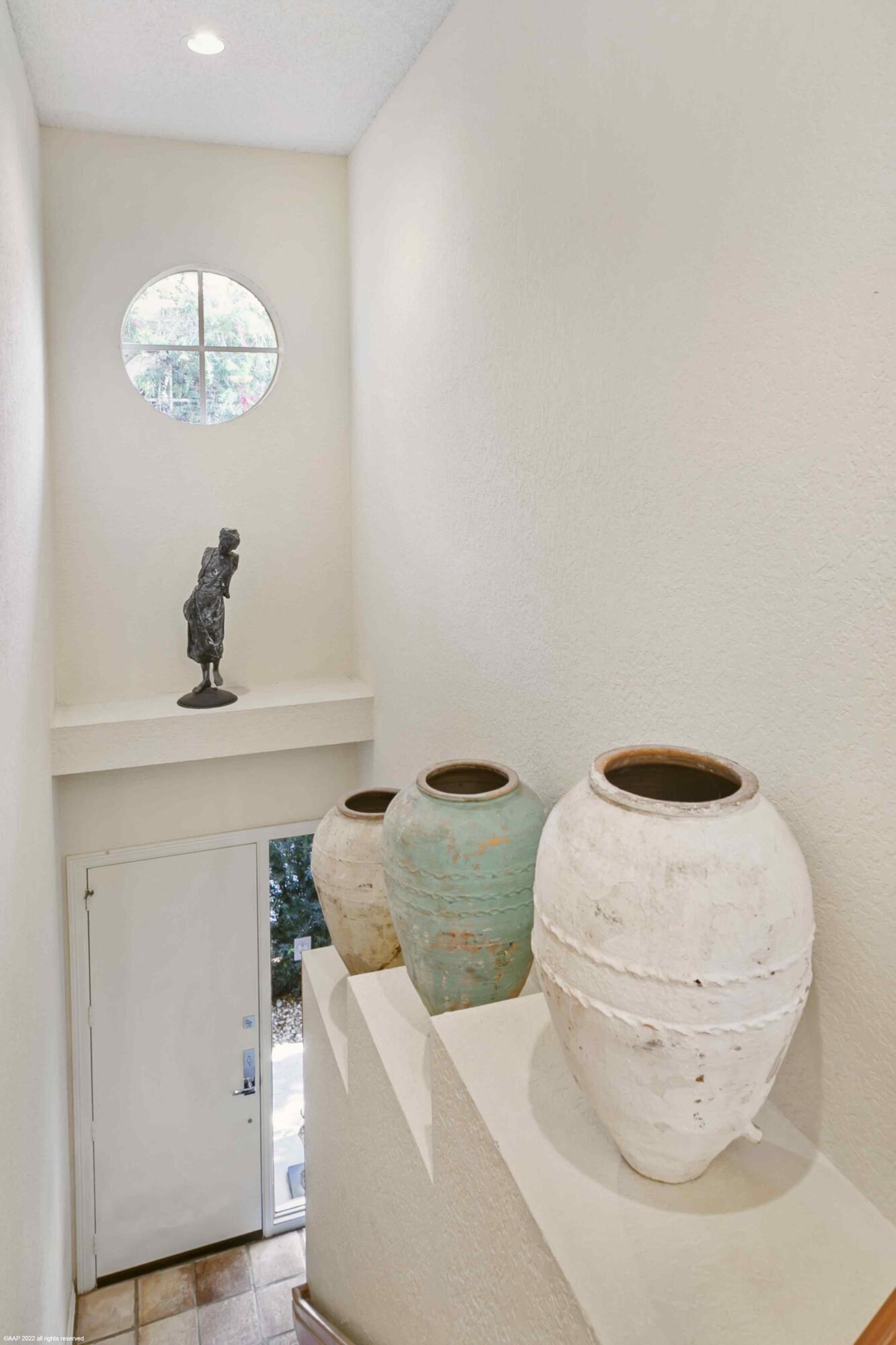 OAK TREE VILLAS CONDO - Residential