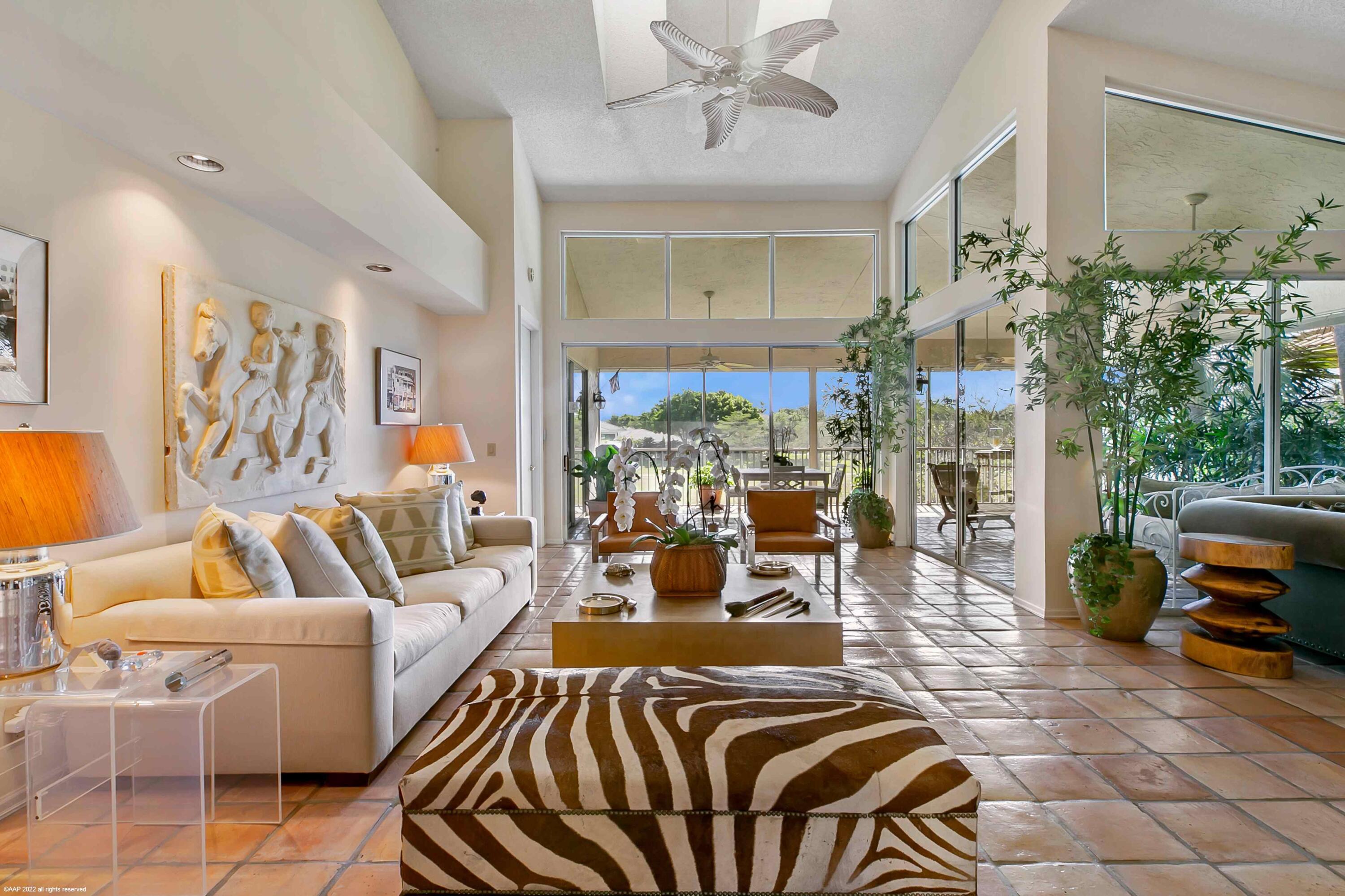 OAK TREE VILLAS CONDO - Residential