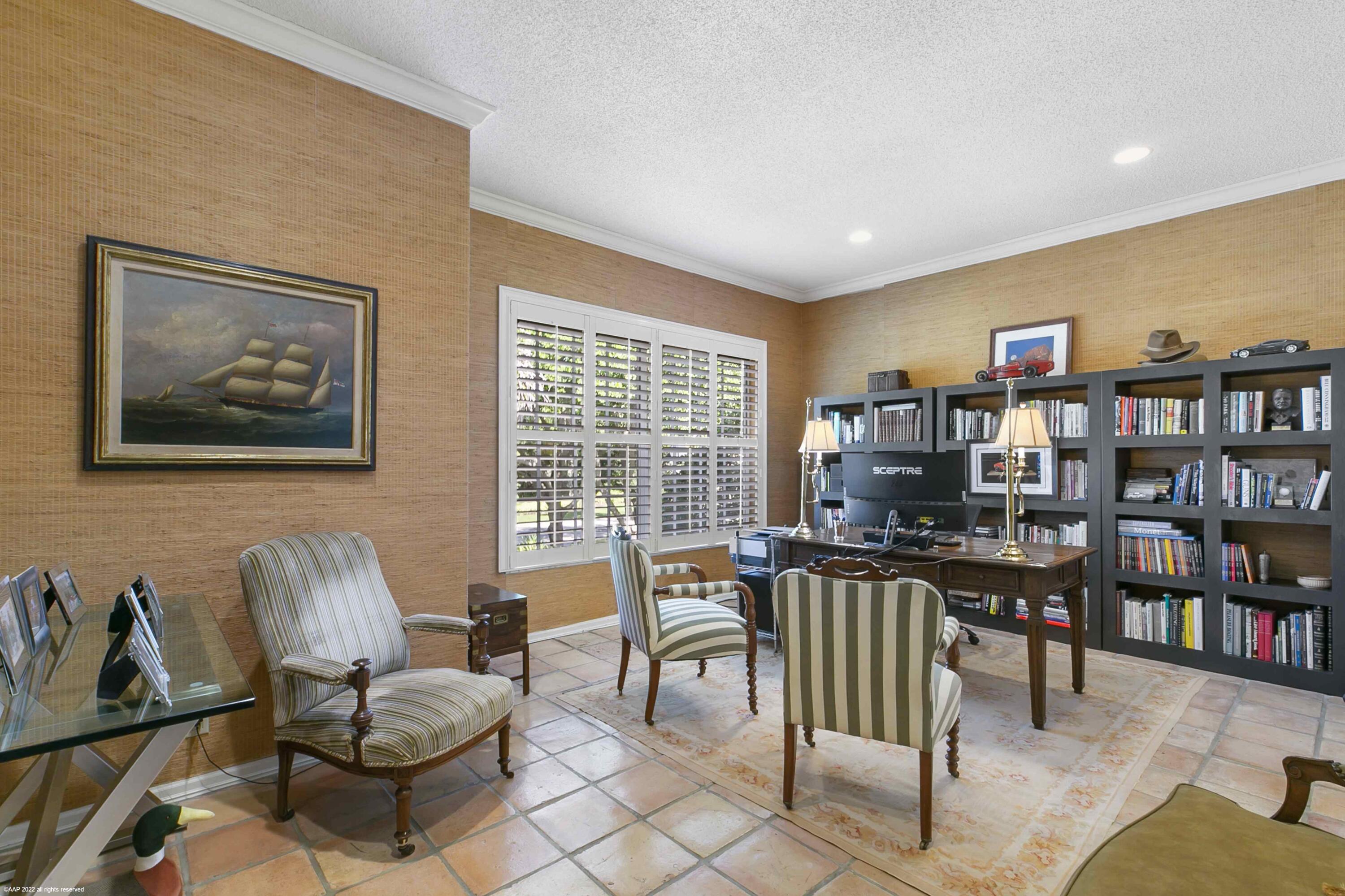 OAK TREE VILLAS CONDO - Residential