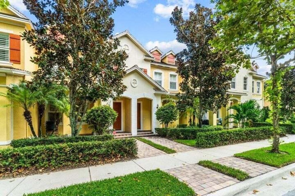 Photo of 207 Edenberry Avenue, Jupiter, FL 33458 (MLS # B26011679)