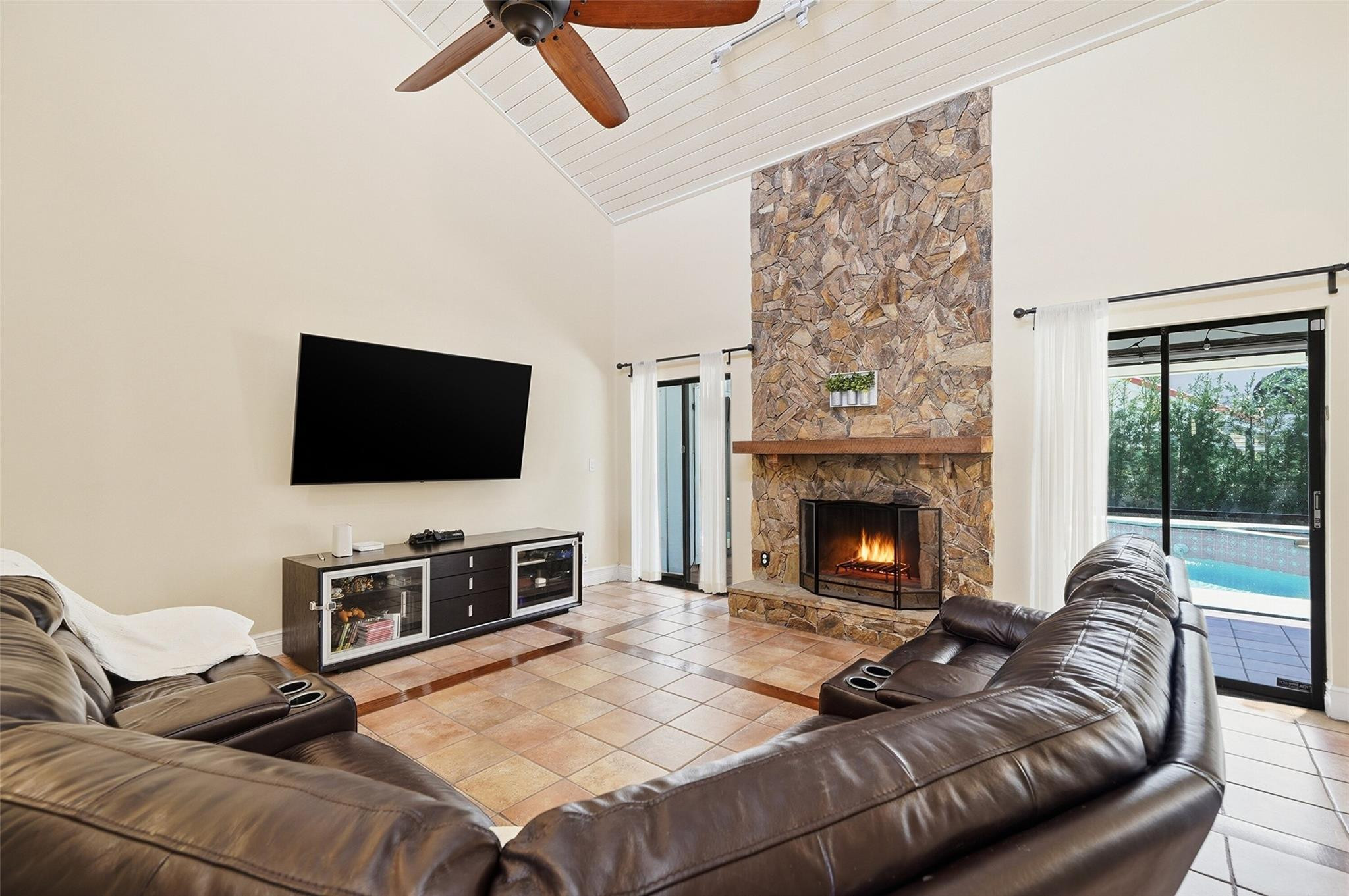 Hidden Valley Sec 04 - Residential