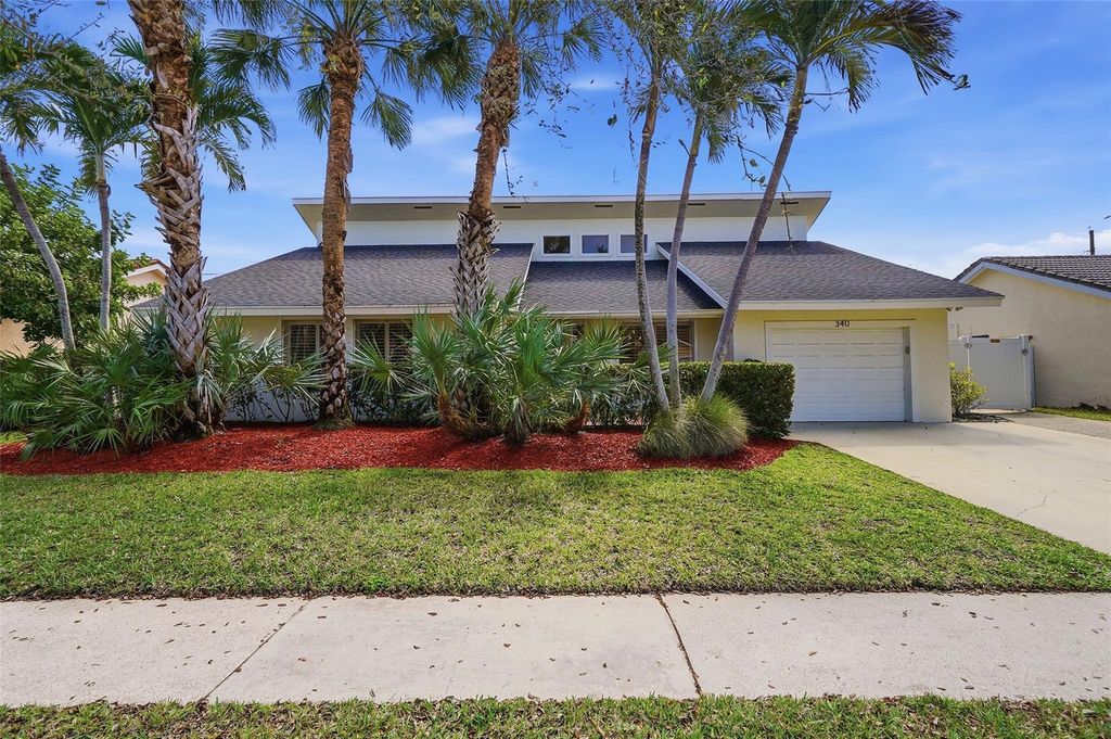Photo of 340 Apache Lane, Boca Raton, FL 33487 (MLS # F10555543)