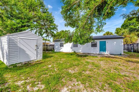 A home in Oakland Park