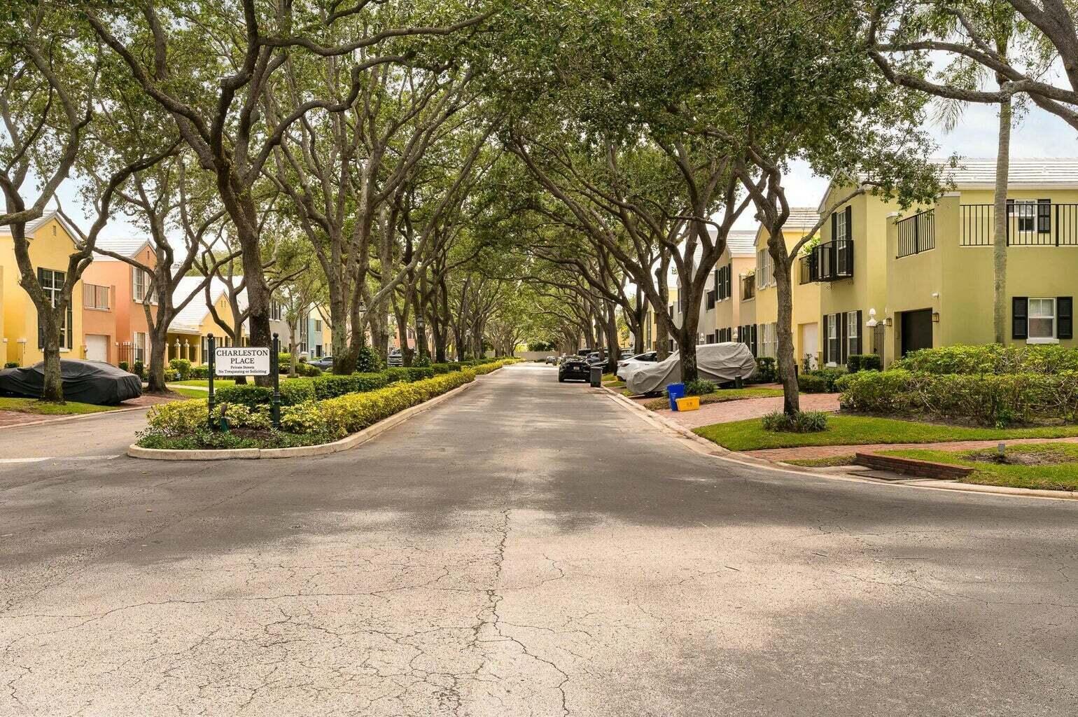 CHARLESTON PLACE - Residential