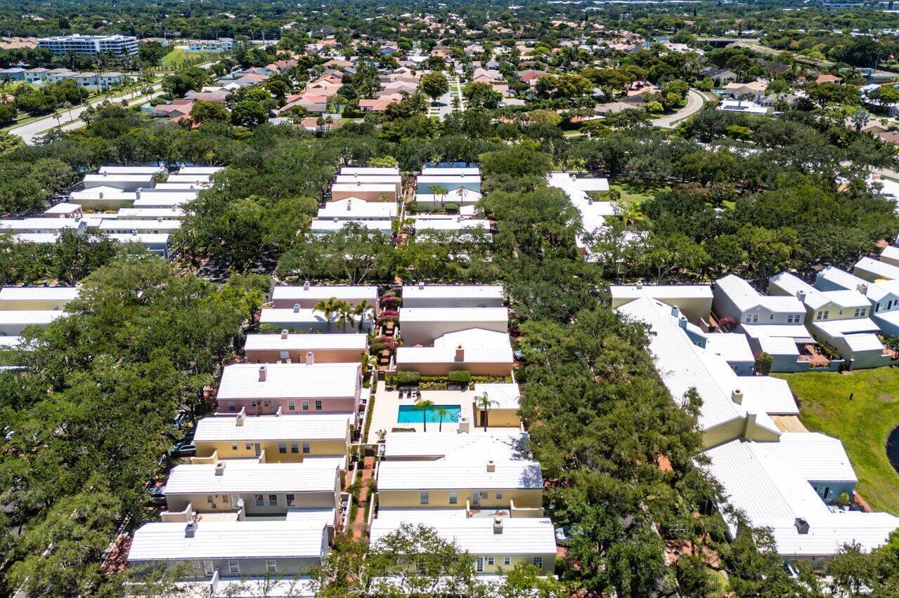CHARLESTON PLACE - Residential