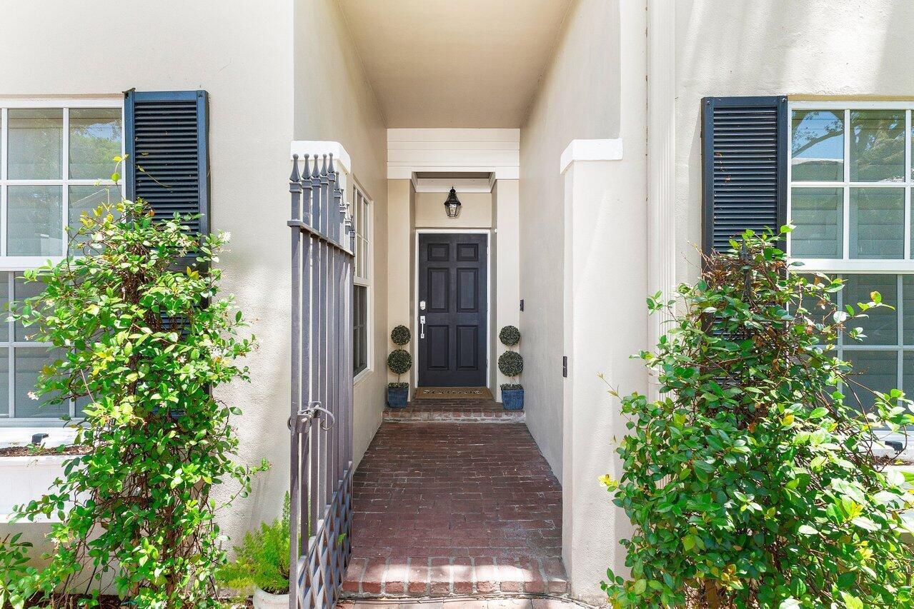 CHARLESTON PLACE - Residential