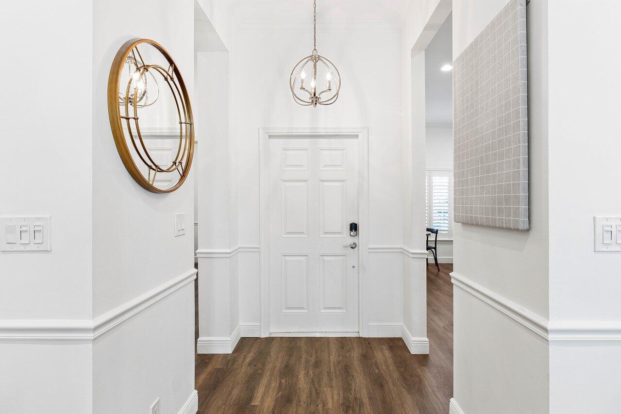 CHARLESTON PLACE - Residential