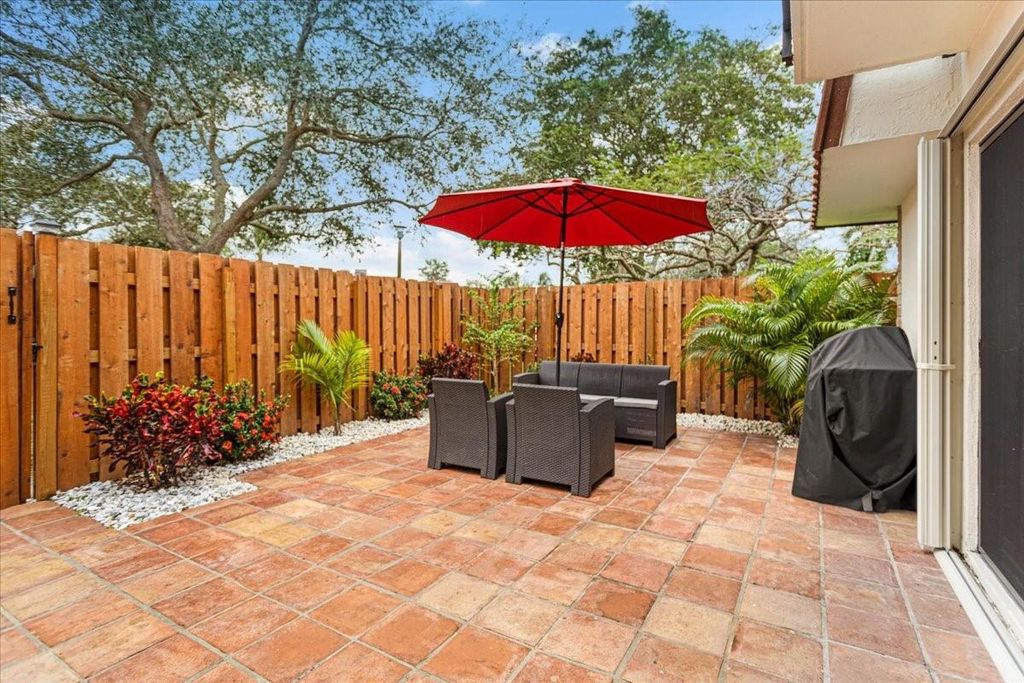 Photo of 3121 San Fernando Drive #33B, Delray Beach, FL 33445 (MLS # F10423385)