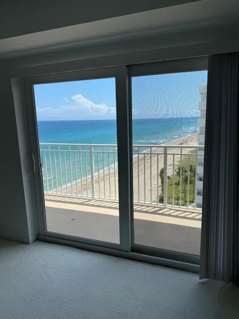 3215 S Ocean Boulevard 911