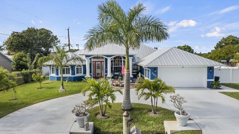 2502 SE Lakewood Street Port St Lucie FL 34952