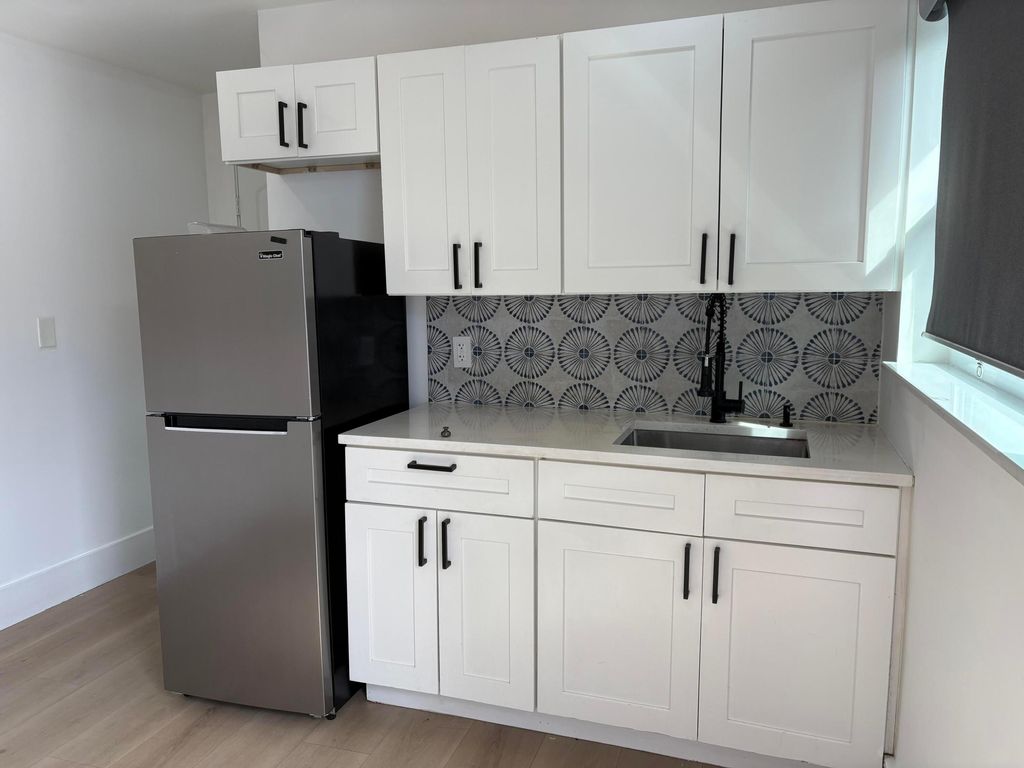Photo of 1720 N 17th Avenue #2, Hollywood, FL 33020 (MLS # B26035428)