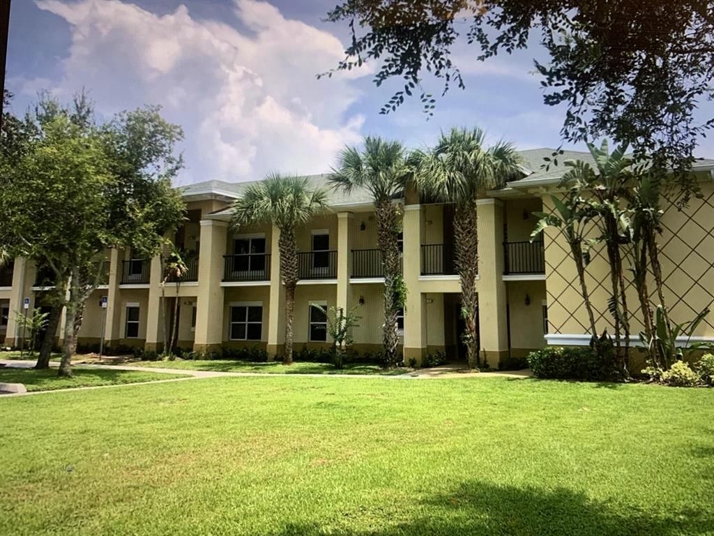 Photo of 1800 Nebraska Avenue #203, Fort Pierce, FL 34950 (MLS # R10745517)