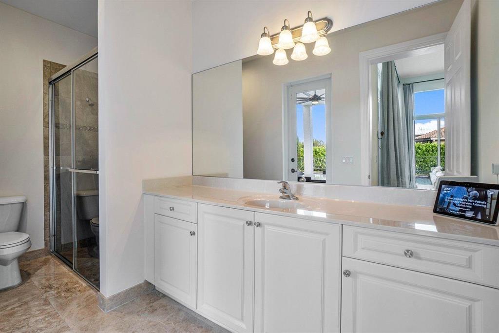 BAYHILL ESTATES - Residential