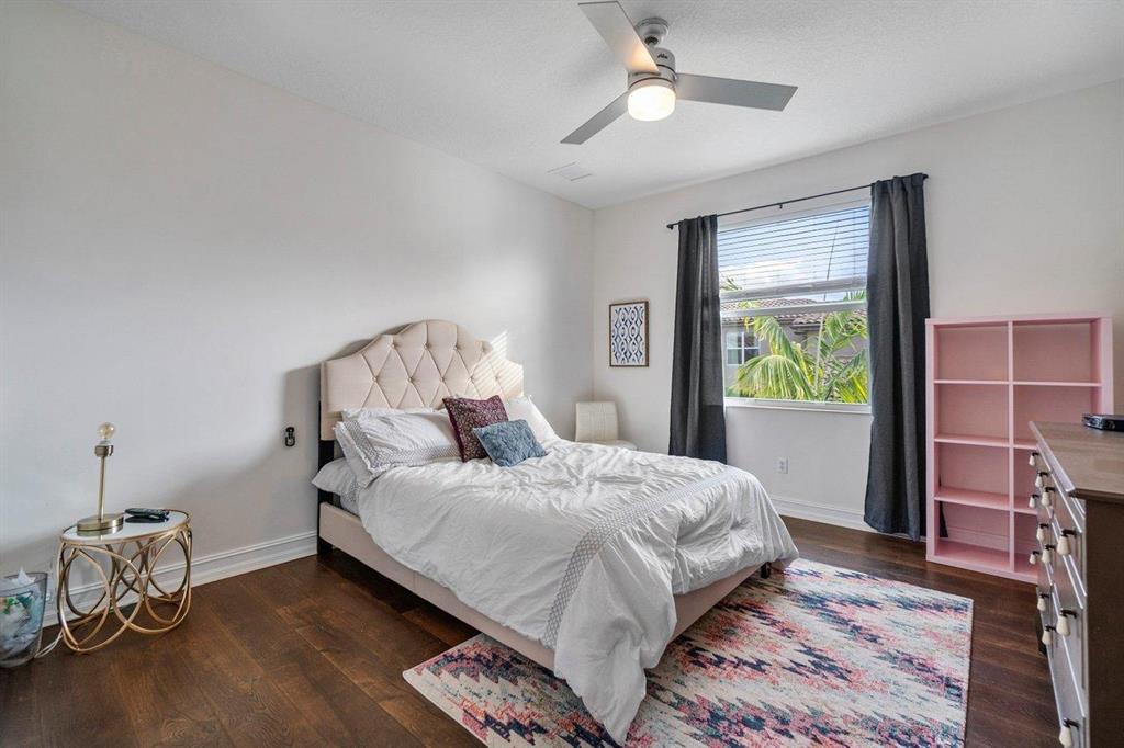 BAYHILL ESTATES - Residential