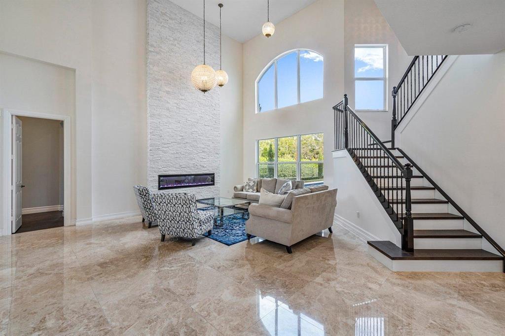 BAYHILL ESTATES - Residential