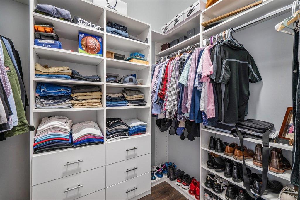 BAYHILL ESTATES - Residential