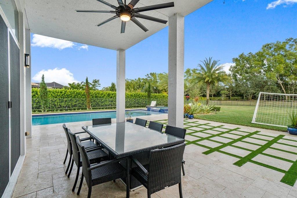 BAYHILL ESTATES - Residential