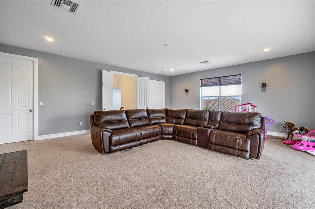 BAYHILL ESTATES - Residential