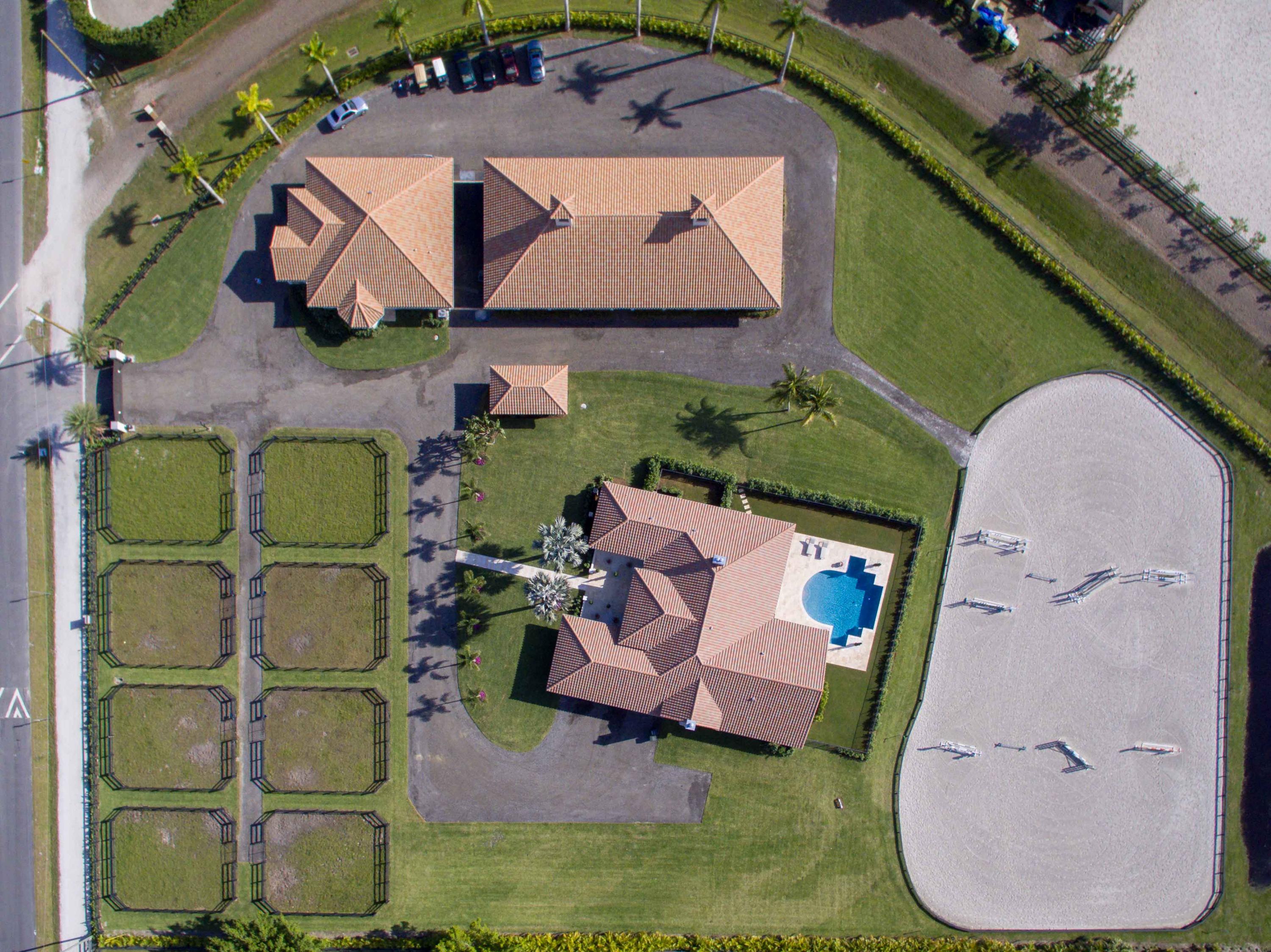 SADDLE TRAIL PARK OF WELL - Residential