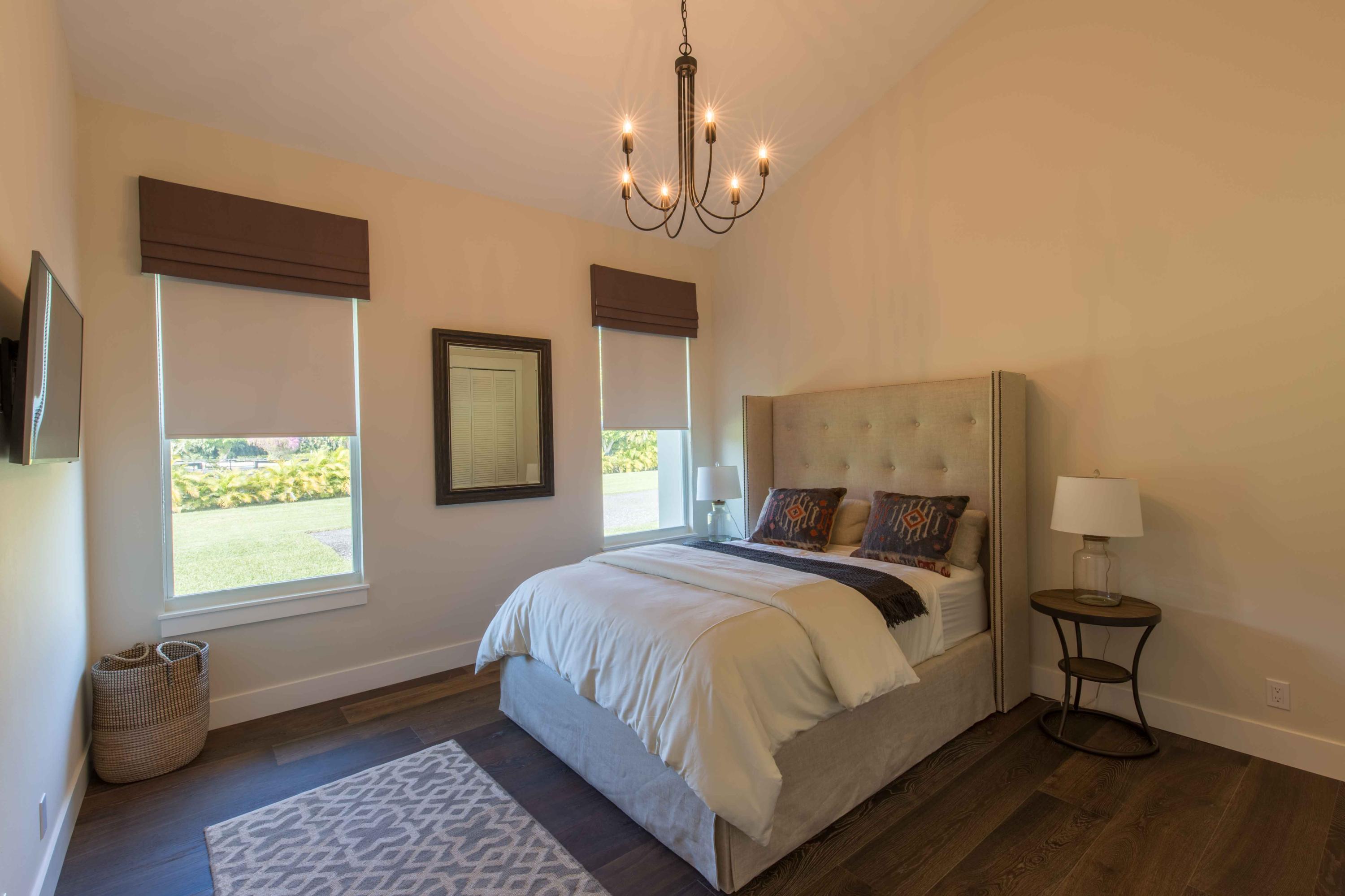 SADDLE TRAIL PARK OF WELL - Residential