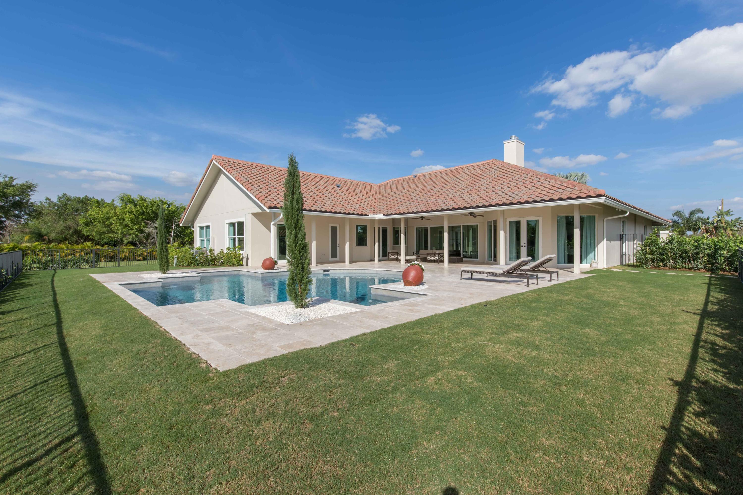 SADDLE TRAIL PARK OF WELL - Residential