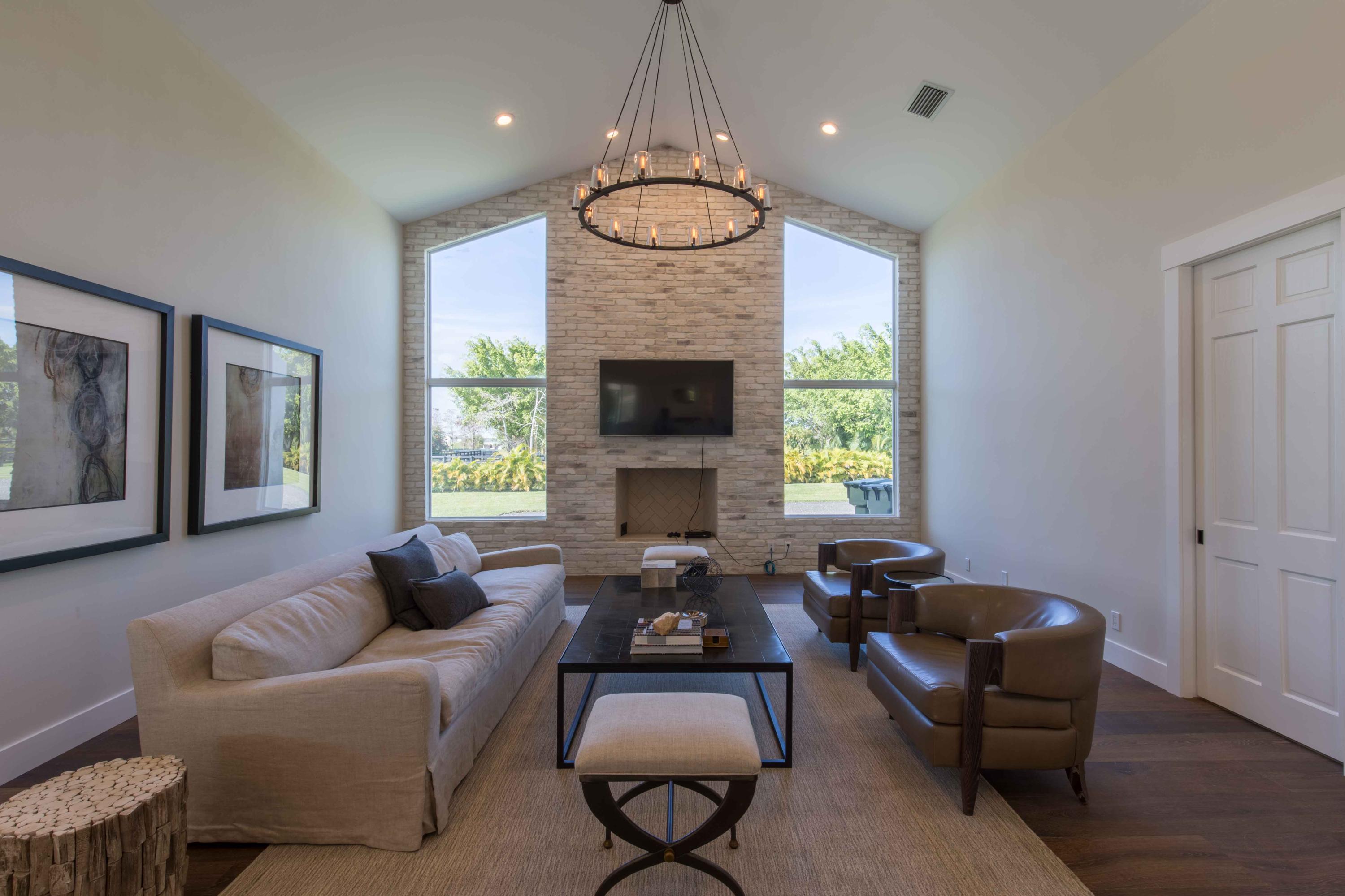 SADDLE TRAIL PARK OF WELL - Residential