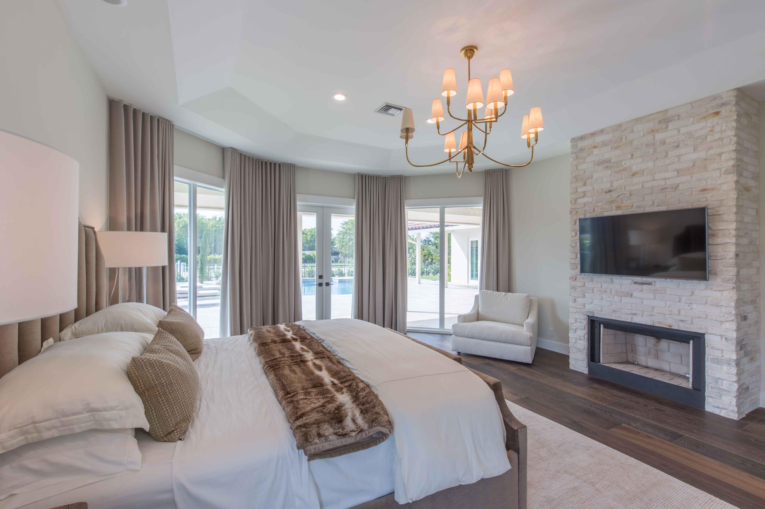 SADDLE TRAIL PARK OF WELL - Residential