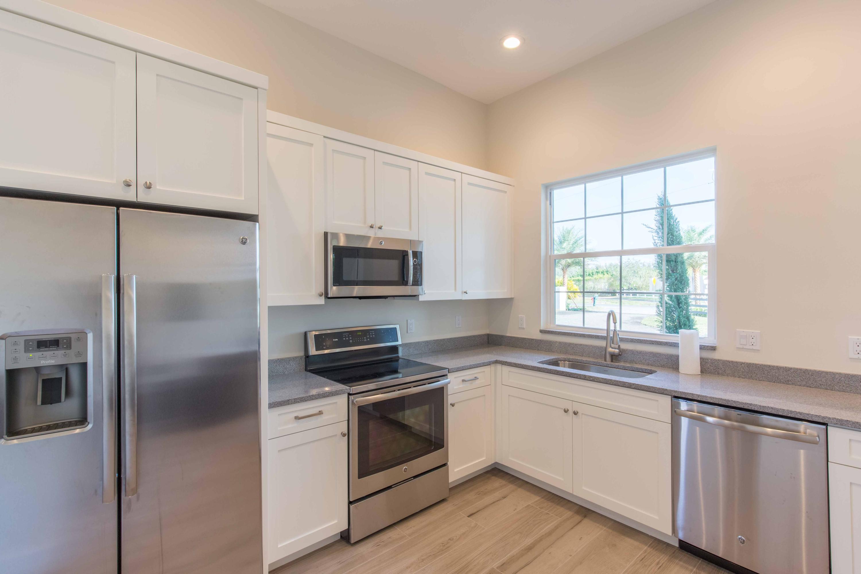 SADDLE TRAIL PARK OF WELL - Residential