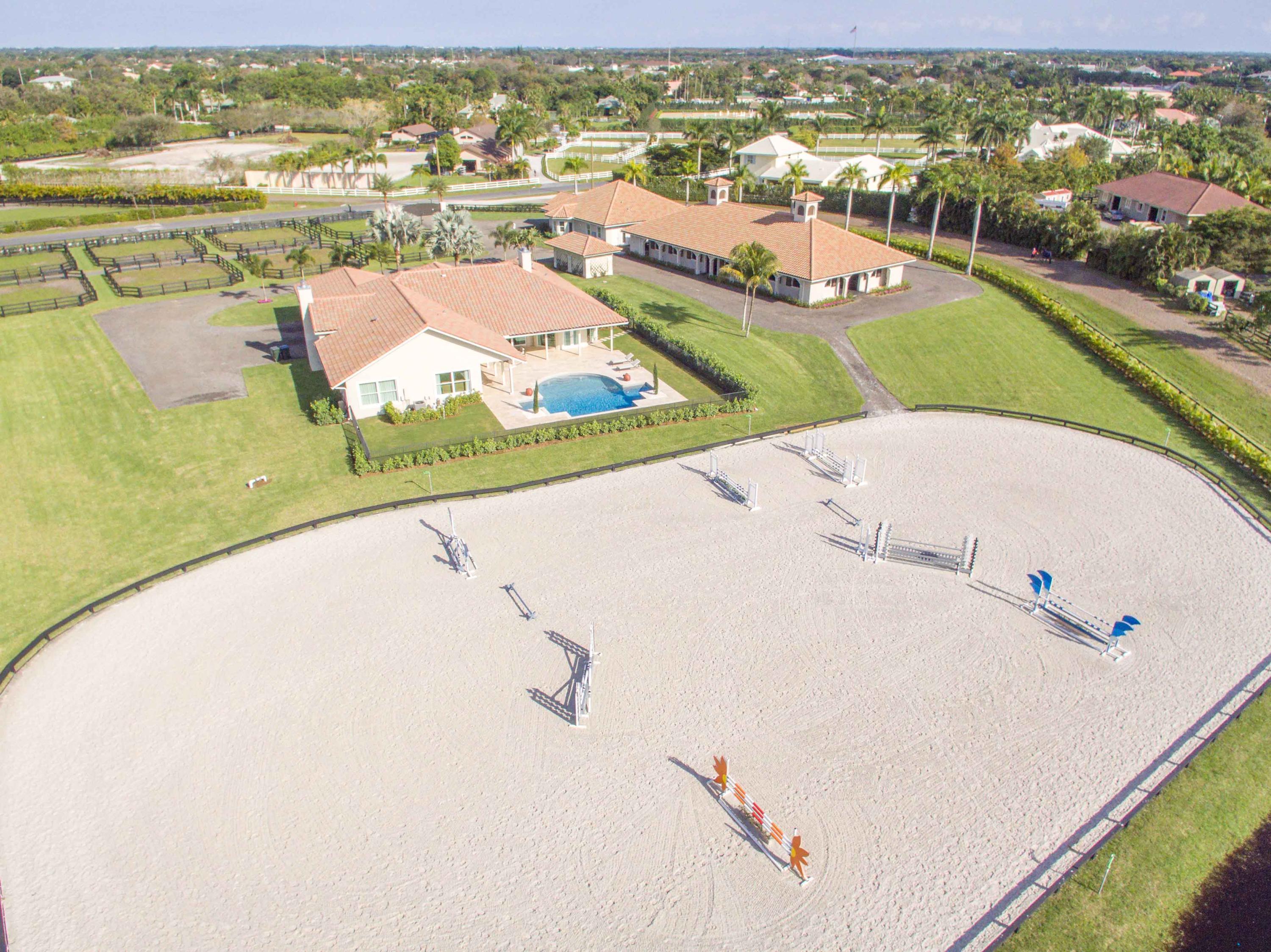 SADDLE TRAIL PARK OF WELL - Residential