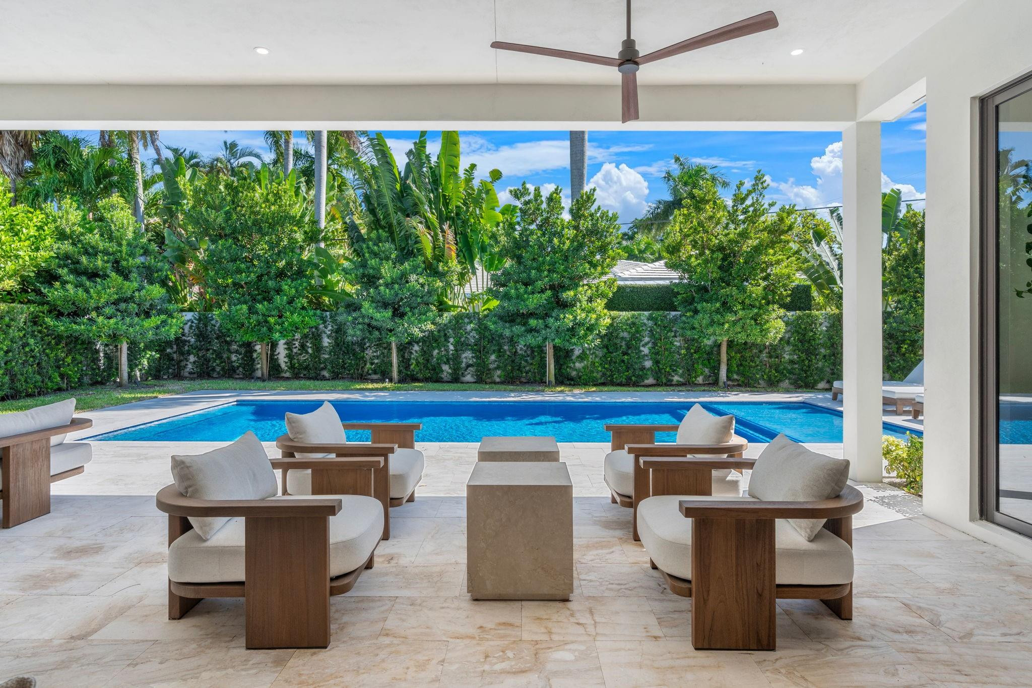 Coral Ridge 21-50 B - Residential