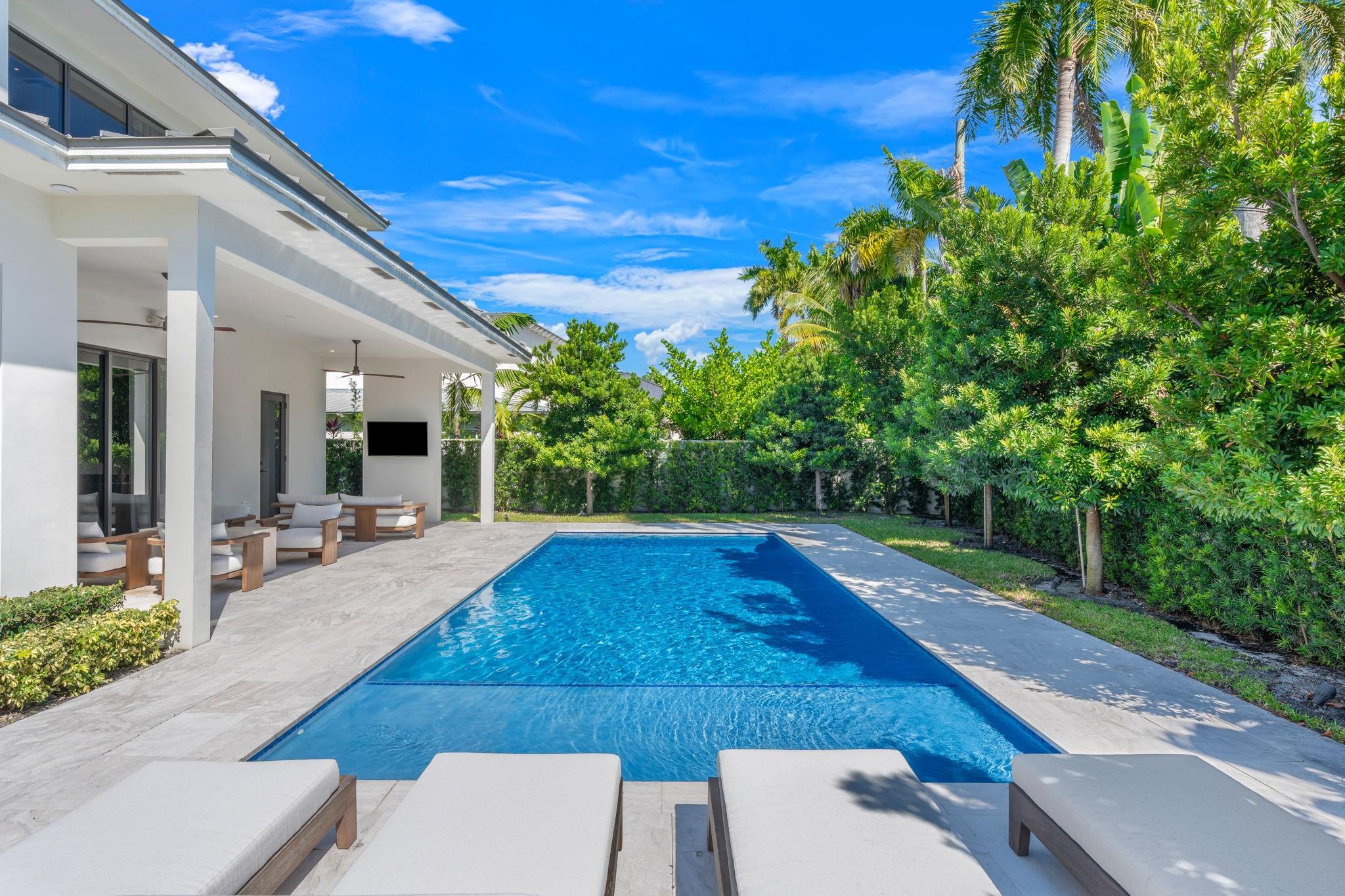 Coral Ridge 21-50 B - Residential