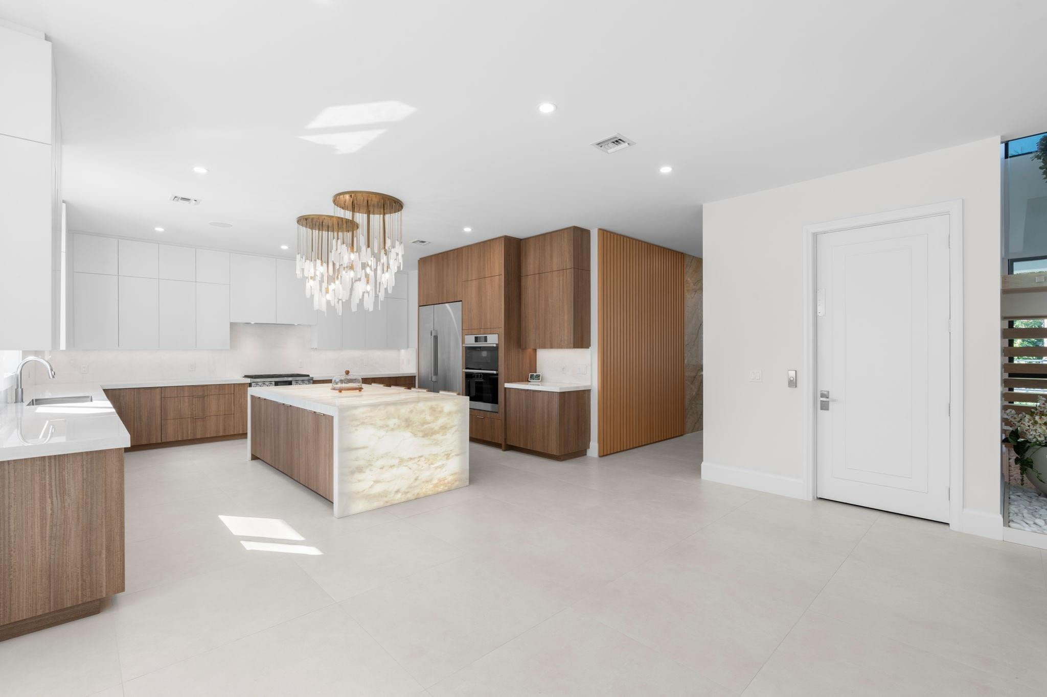 Coral Ridge 21-50 B - Residential