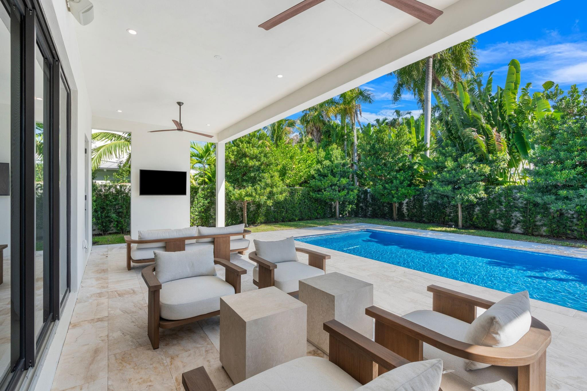 Coral Ridge 21-50 B - Residential