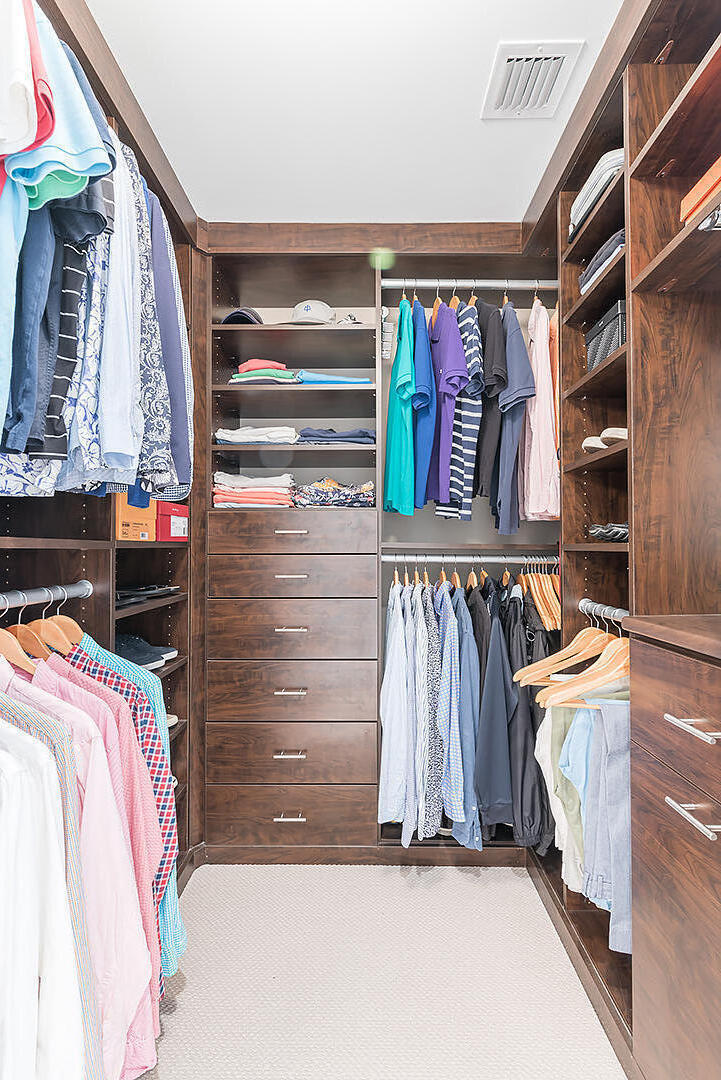 WHITNEY CONDO - Residential